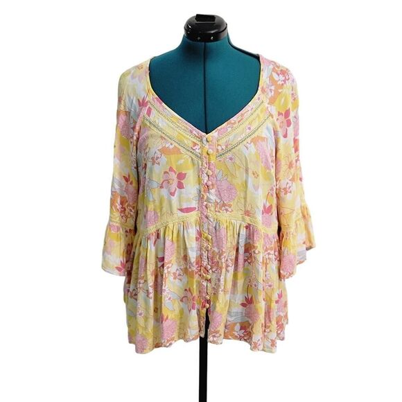 Torrid Rayon Embroidered Bell Sleeve Top Hi-lo Yellow Floral Scoop Neck Size 2X - Picture 5 of 12